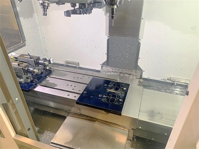 Used 2018 Haas DM-2 with Haas HA5C-2 Twin Rotary 4th Axis