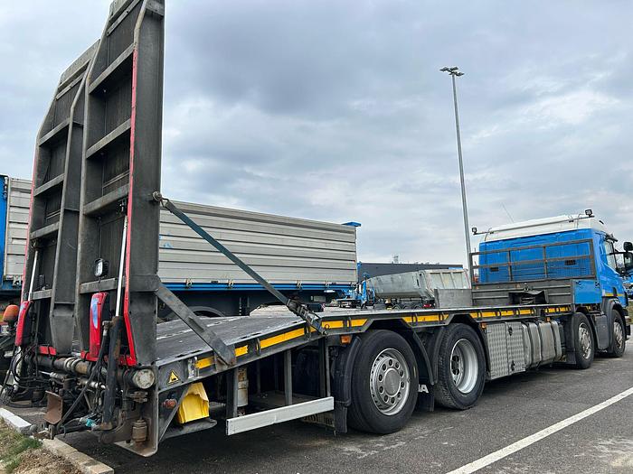 Used Scania P410 8x2 / Abschleppwagen