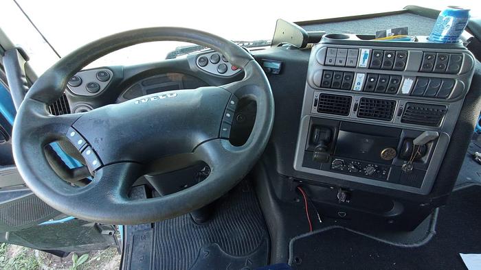 Used Iveco AS440S45T