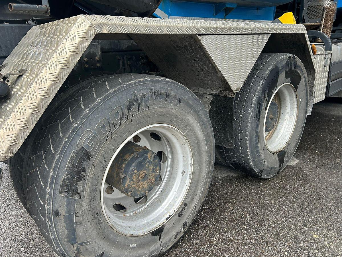 Used Iveco Trakker 450