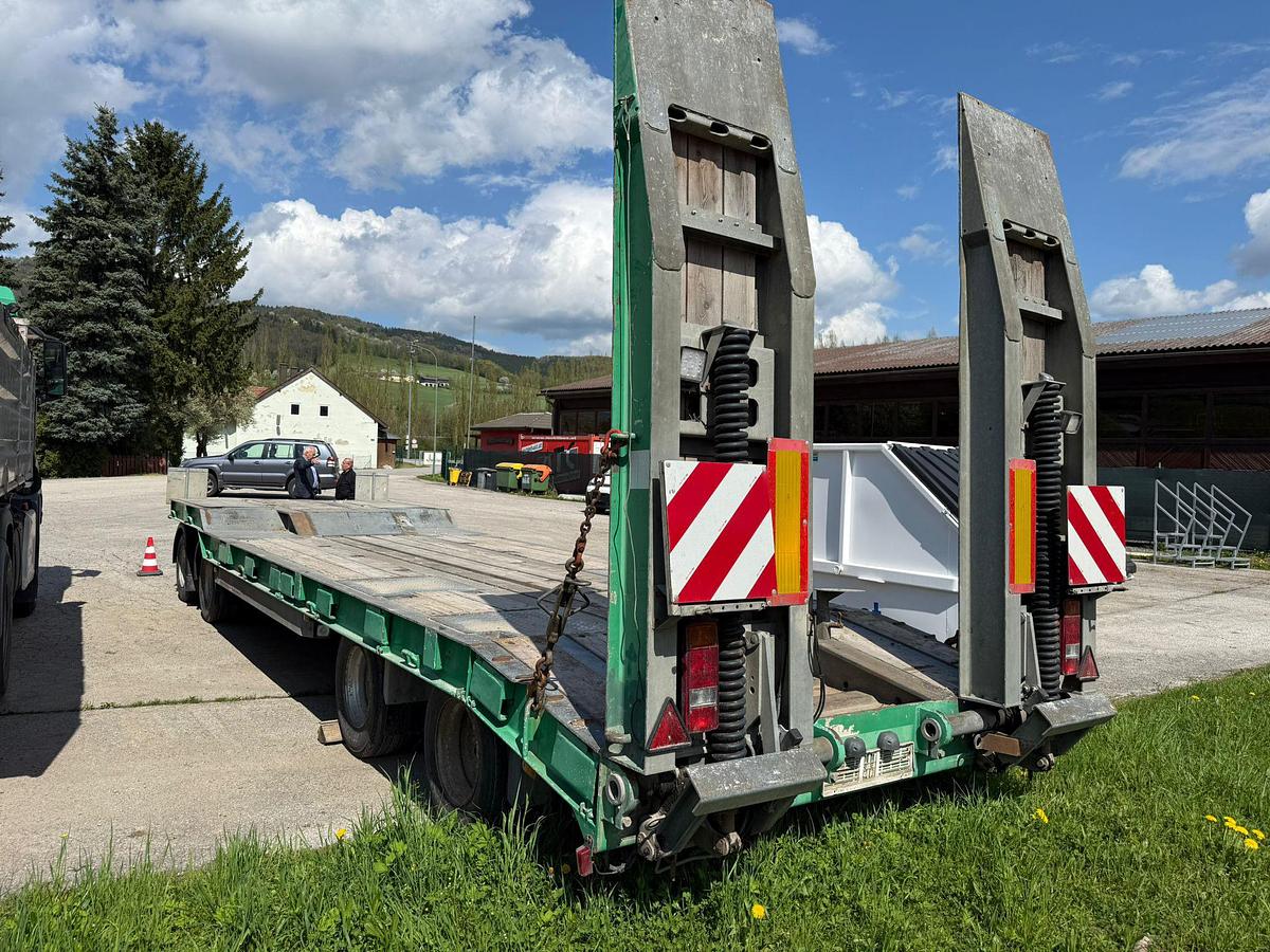 Gebraucht Schwarzmüller G404 / 4-Achs