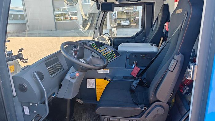 Gebraucht LIEBHERR LTM 1300-6.3