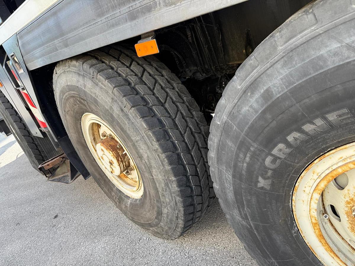 Used Liebherr LTM 1100-5.2