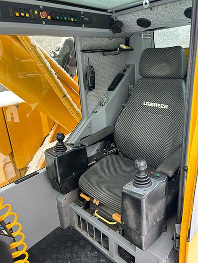 Used Liebherr LTM 1130-5.1