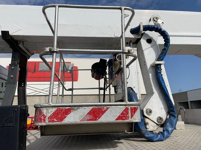 Gebraucht Bronto Skylift S43MDT