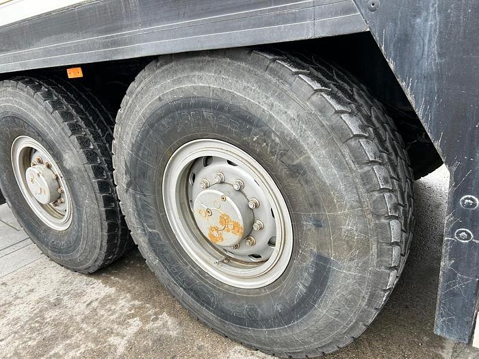 Used Liebherr LTM 1090-4.1