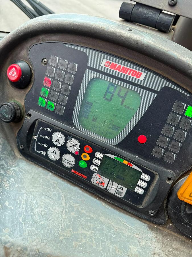 Gebraucht 2010 Manitou MRT 2150 Privilege