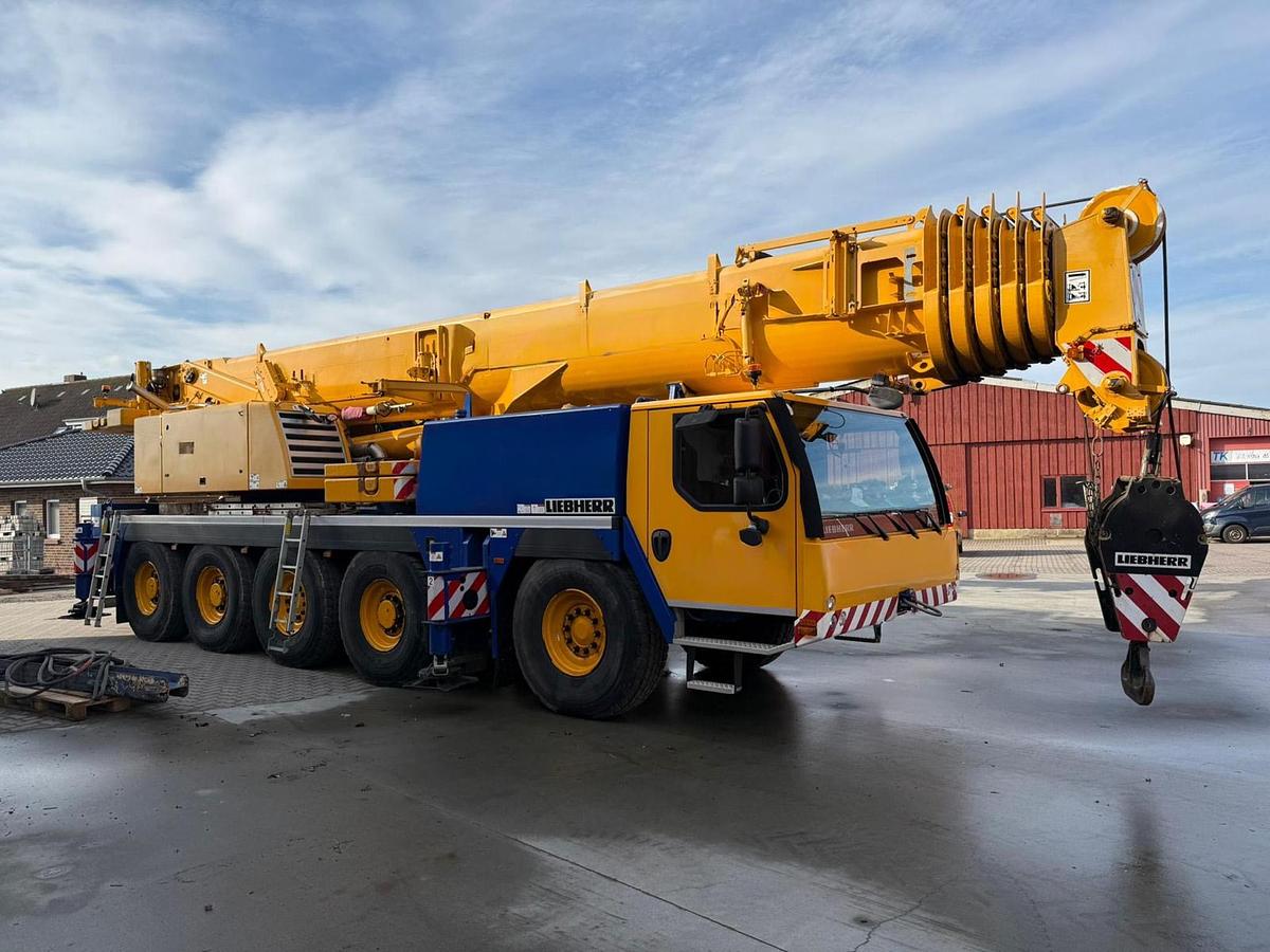 Gebraucht 2018 LIEBHERR LTM 1100-5.2