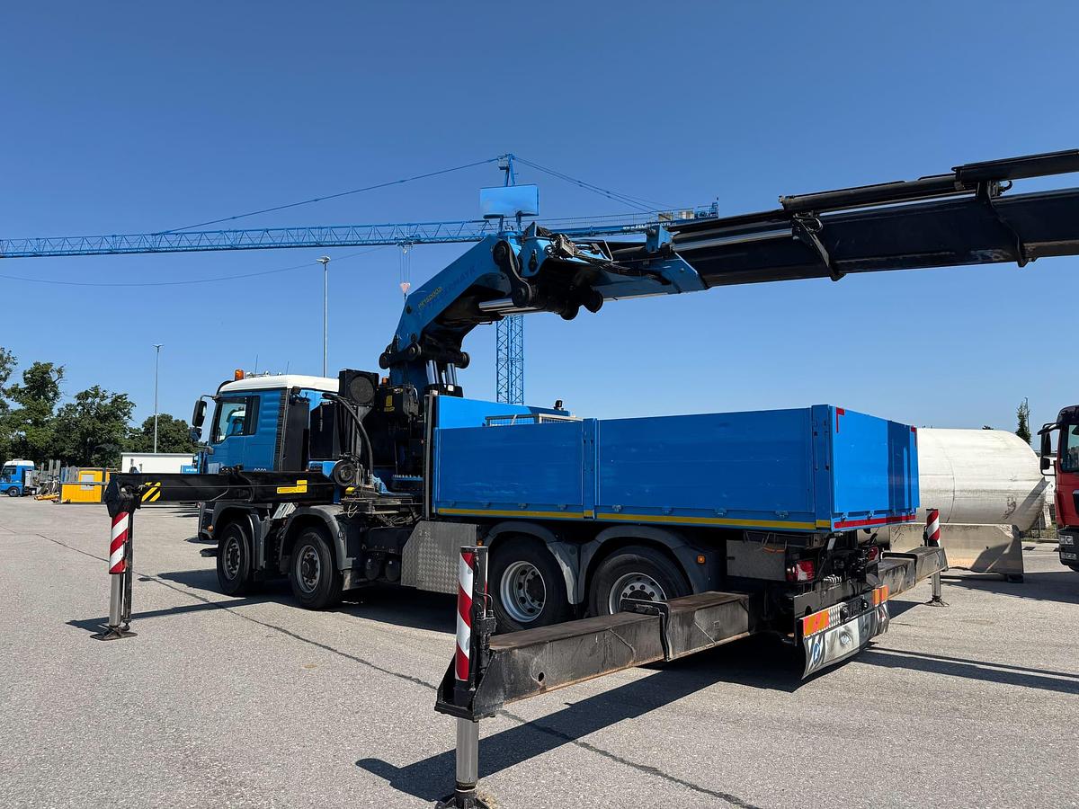 Gebraucht MAN TGA 35.480 8x4 mit Palfinger PK 150.002