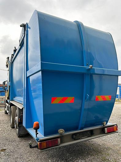 Gebraucht IVECO 420 E5 Müllwagen / Trashcar 40 m³