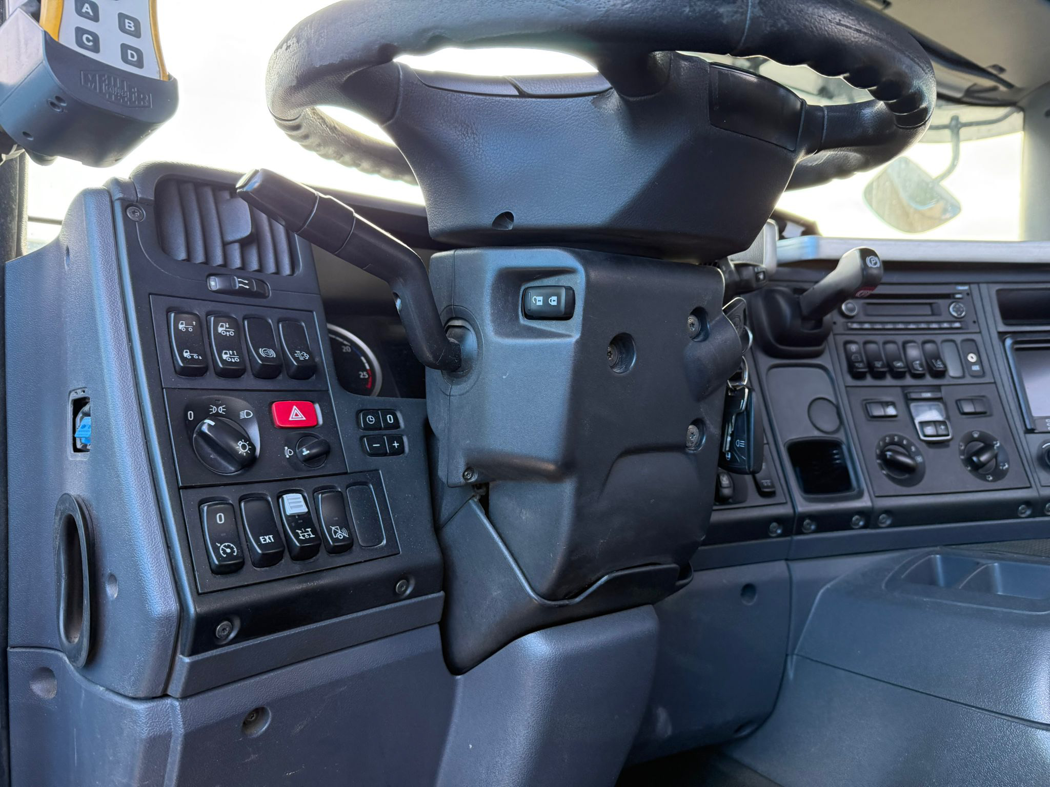 Gebraucht Scania P450 6x2 / F.X. Meiller AK16.-T