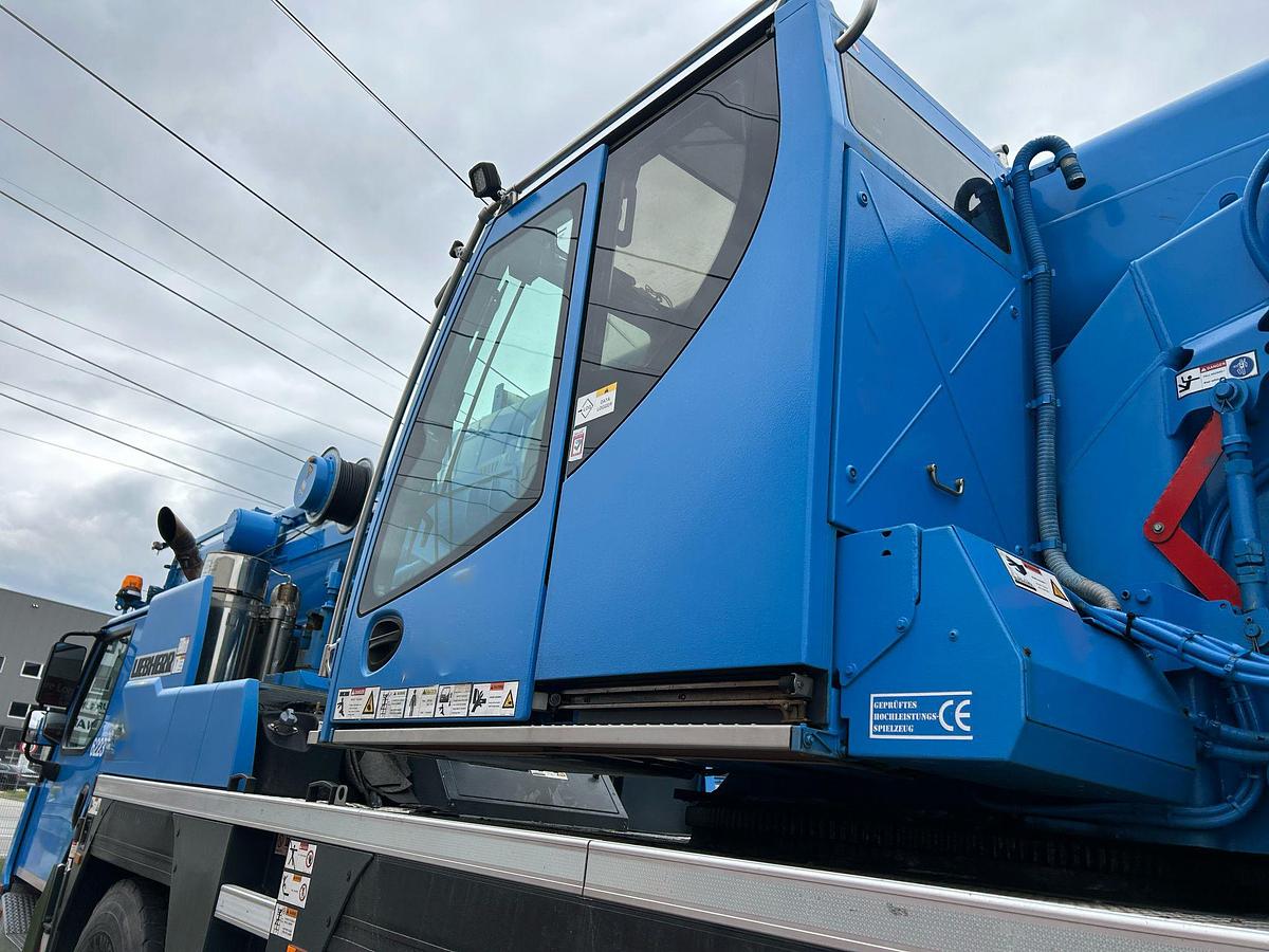 Used Liebherr LTM 1050-3.1