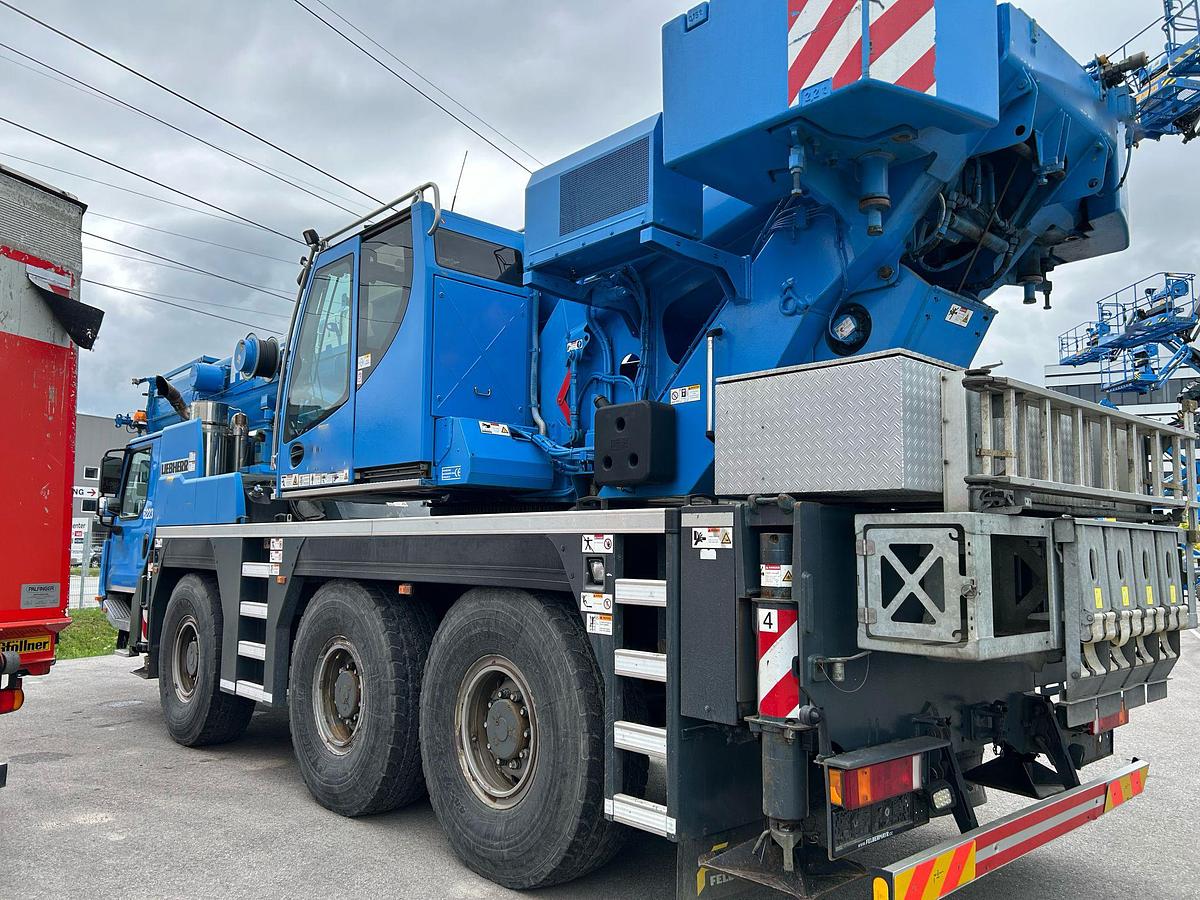 Used Liebherr LTM 1050-3.1