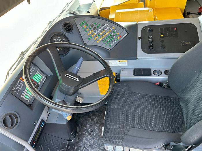 Used Liebherr LTM 1500-8.1