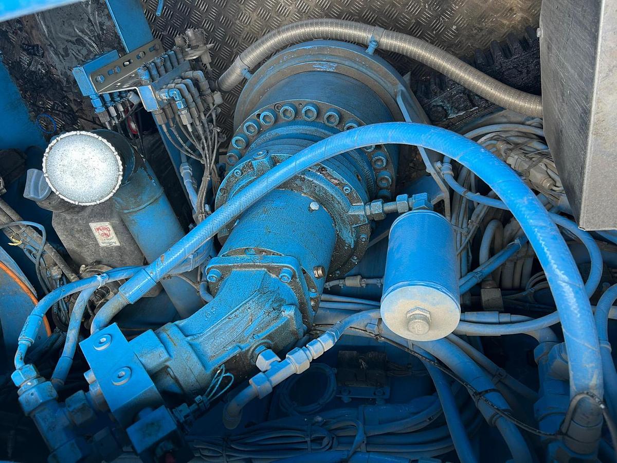 Used Tadano Faun ATF 220G-5