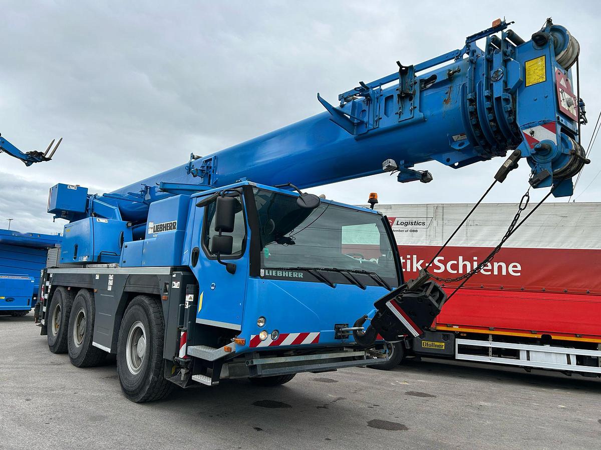 Used Liebherr LTM 1050-3.1