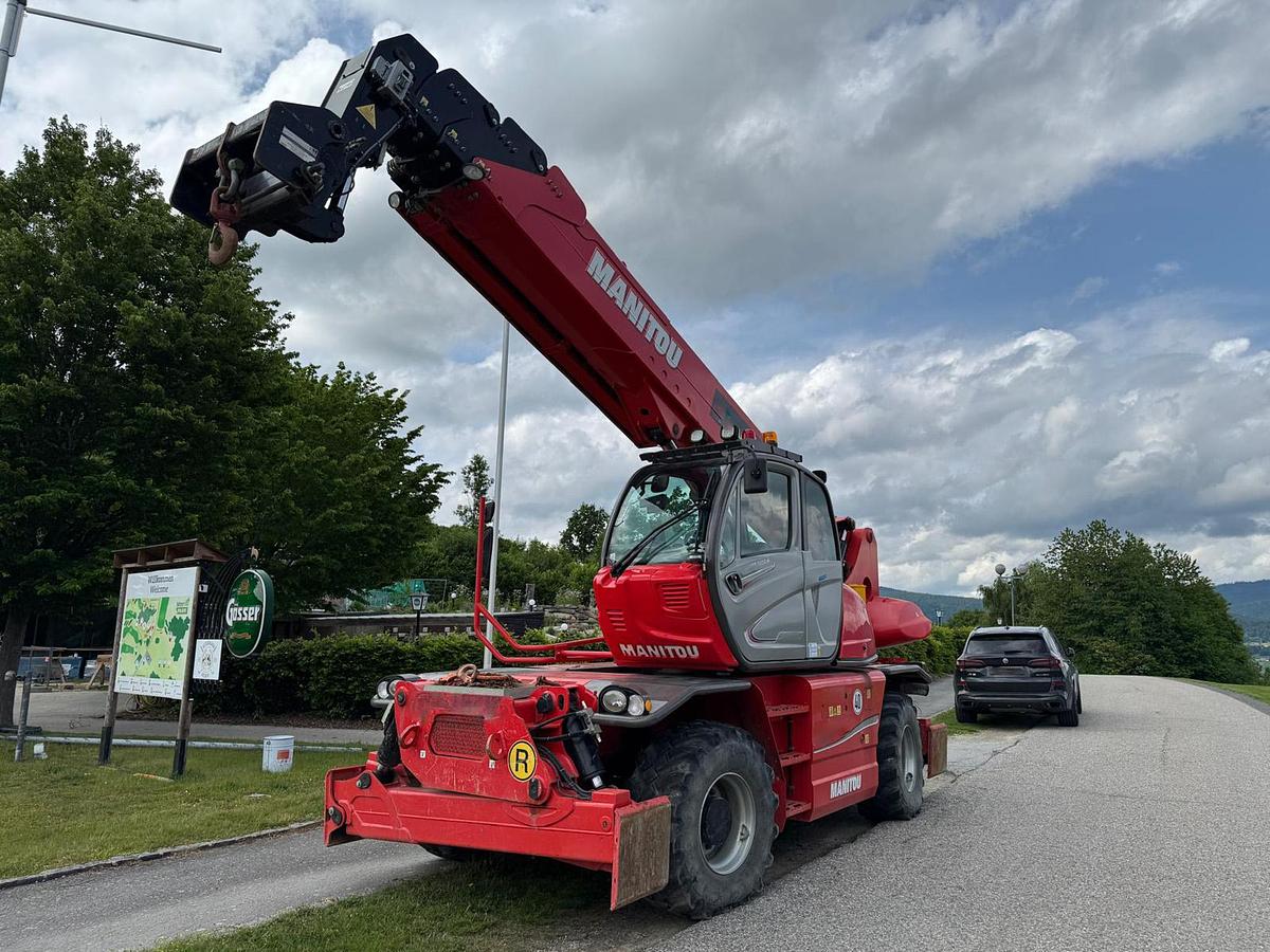 Used Manitou MRT 2470 + Privilege SR4S1