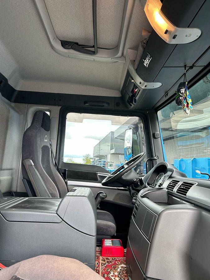 Used Palfinger PK 23002-SH E