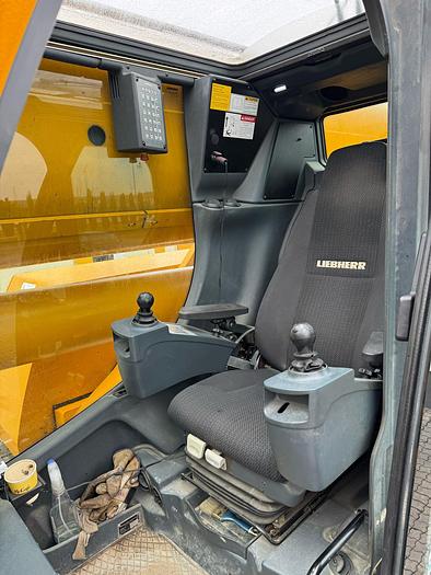 Used Liebherr LTM 1050-3.1