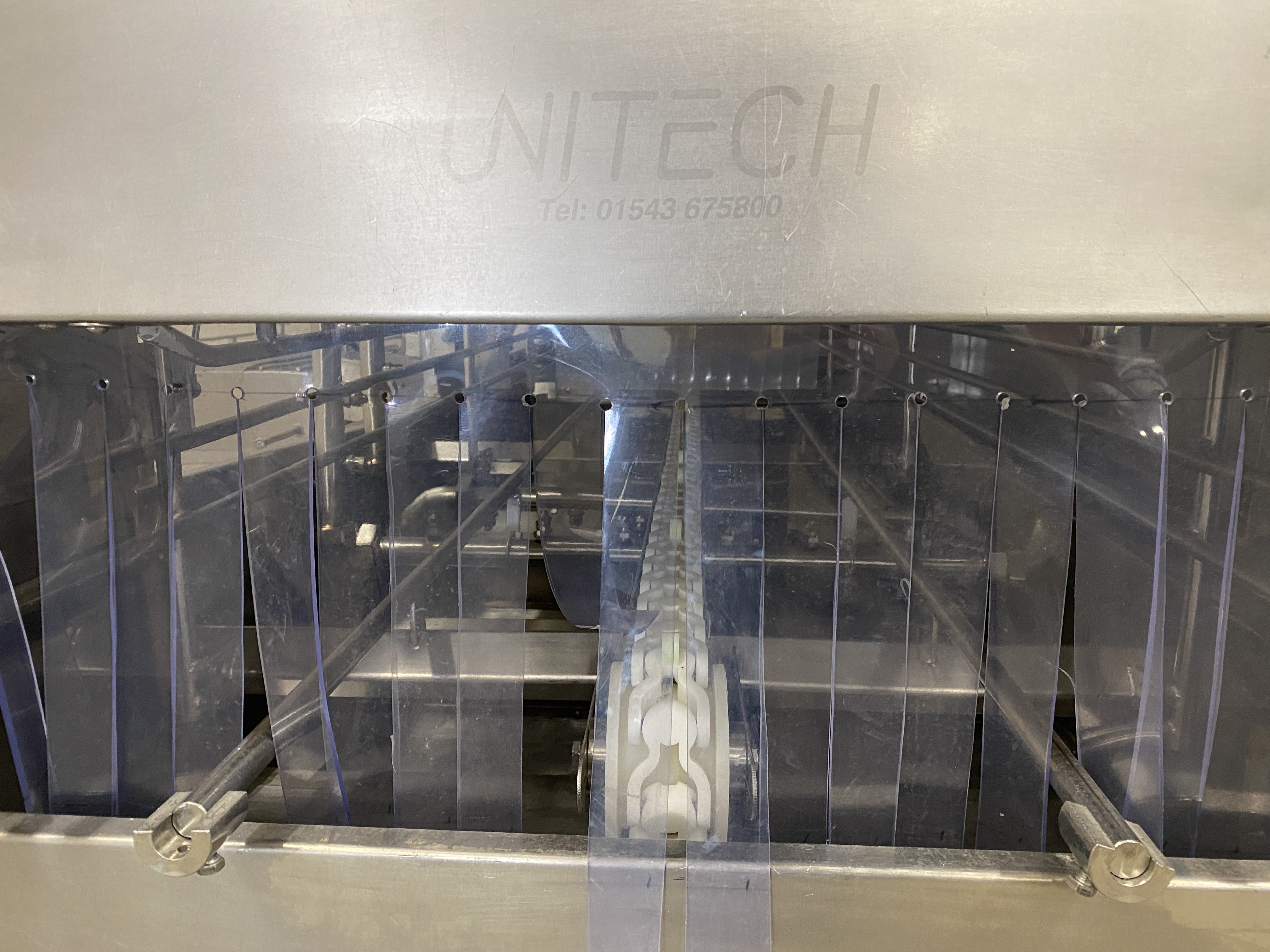 Used Unitech crate washer Single track washer with exit conveyor