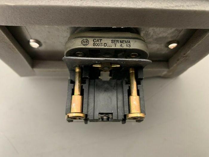 Used Allen Bradley 800T-D Push Button Switch