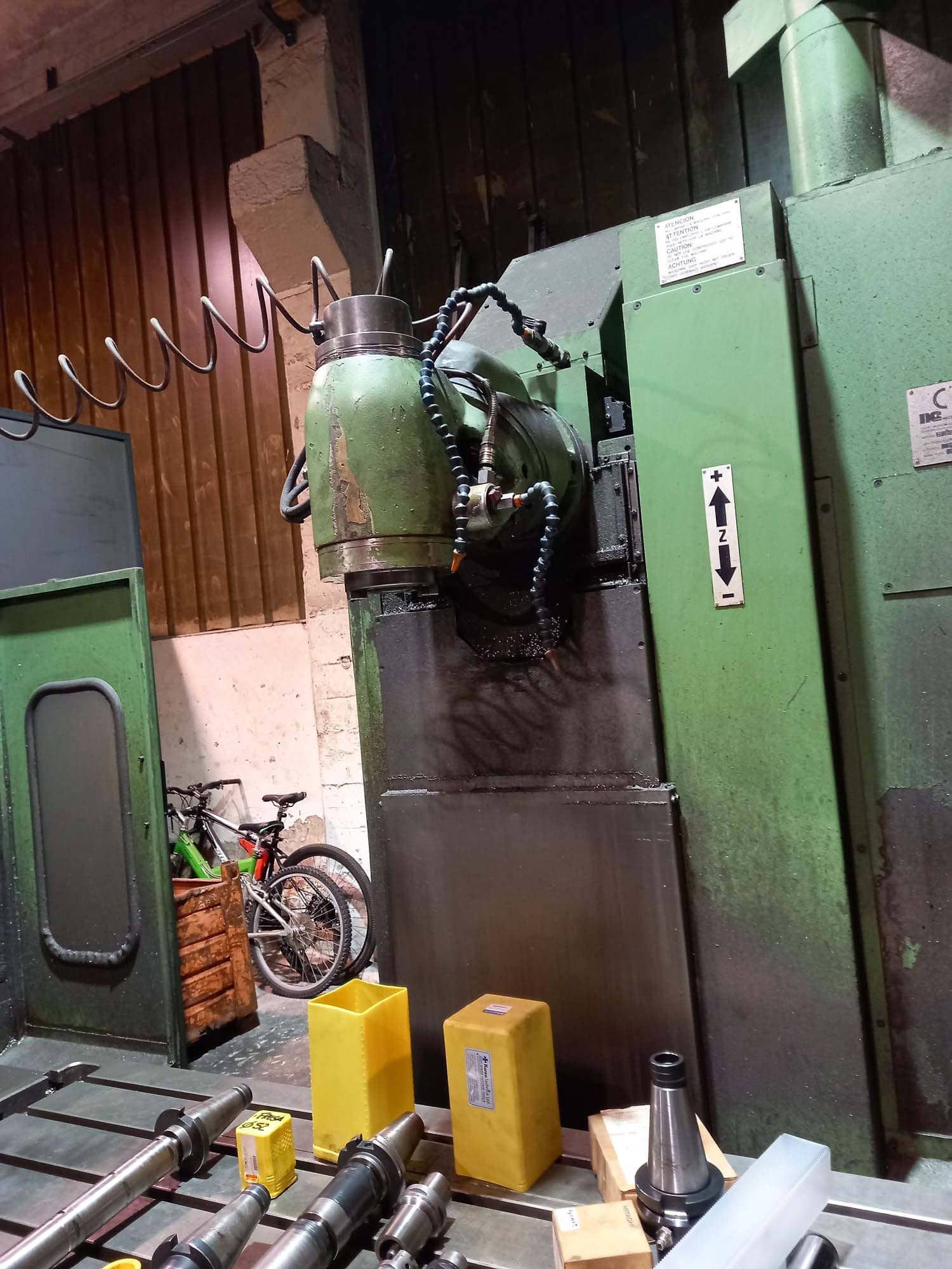 Used Nicolas Correa CF 22/20 - Vertical Machining Centre - 1998