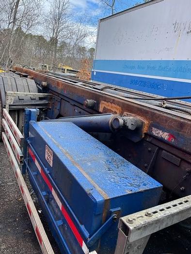 Used MACK ROLL-OFF 1999 RD 690 S GALBRAITH HOIST