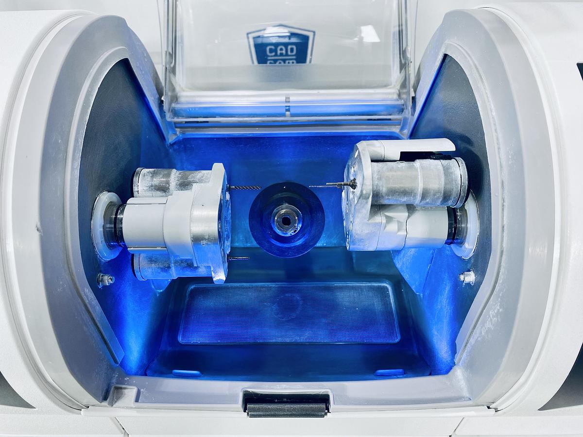 Used 2016 Sirona CEREC MC XL Premium 4-Motor Wet/Dry Mill (307715)