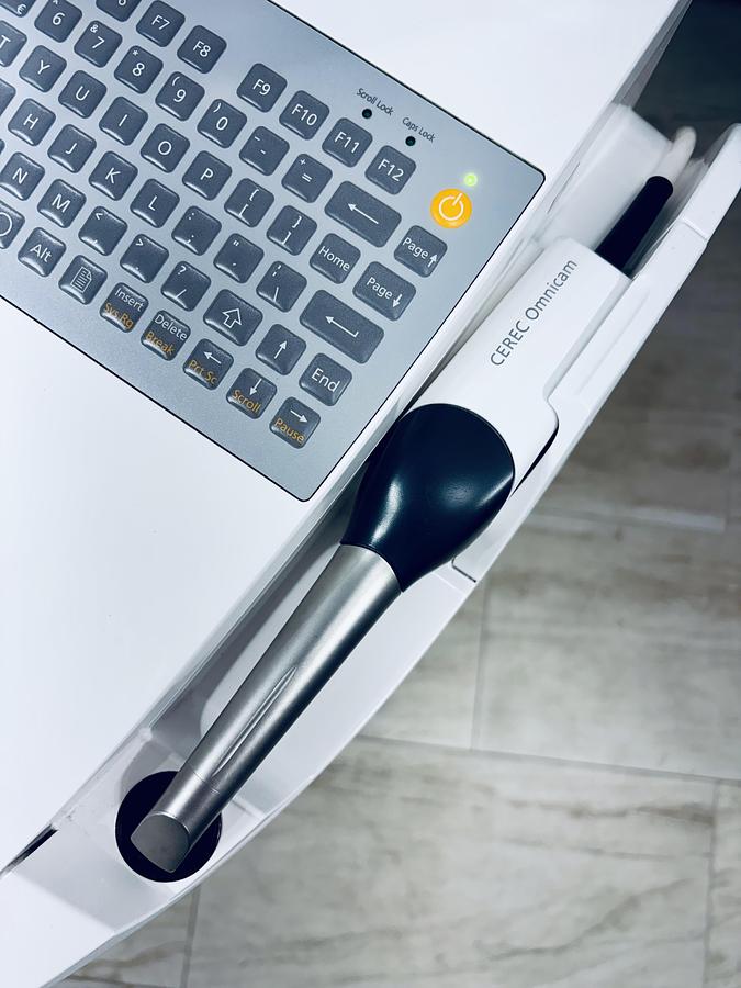 Refurbished 2013 Sirona CEREC AC Omnicam with CEREC 4.6 Software (126666)