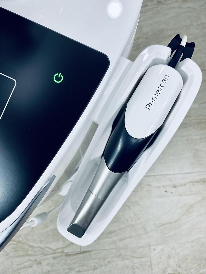 Refurbished 2019 Dentsply Sirona CEREC AC Primescan with 5.2 Software (101875)