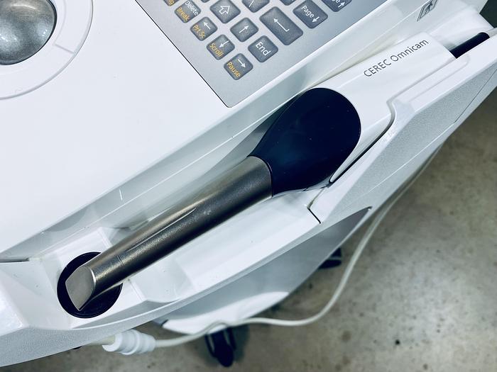 Used 2016 Sirona CEREC AC Omnicam with 5.2 Software (137518)