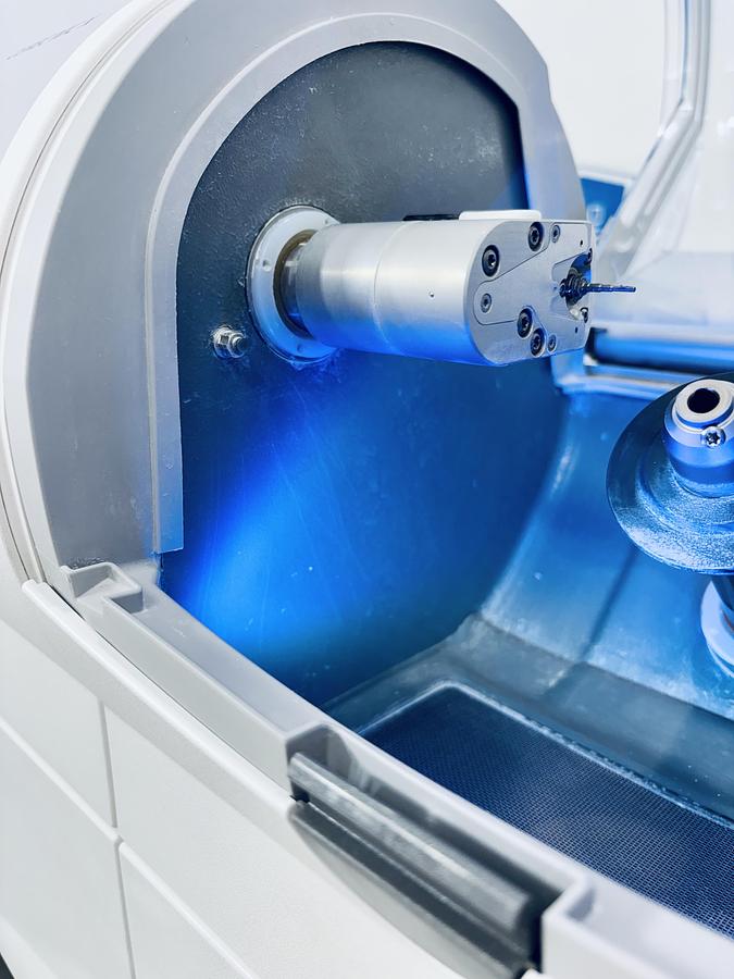 Used 2013 Sirona CEREC MC X 2-Motor Wet Mill with 512 Mills (230412)