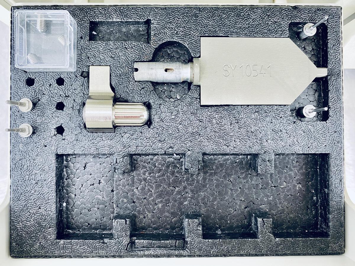 Used 2011 Sirona CEREC MC XL 2-Motor Wet Mill with 3,676 Mills (117994)