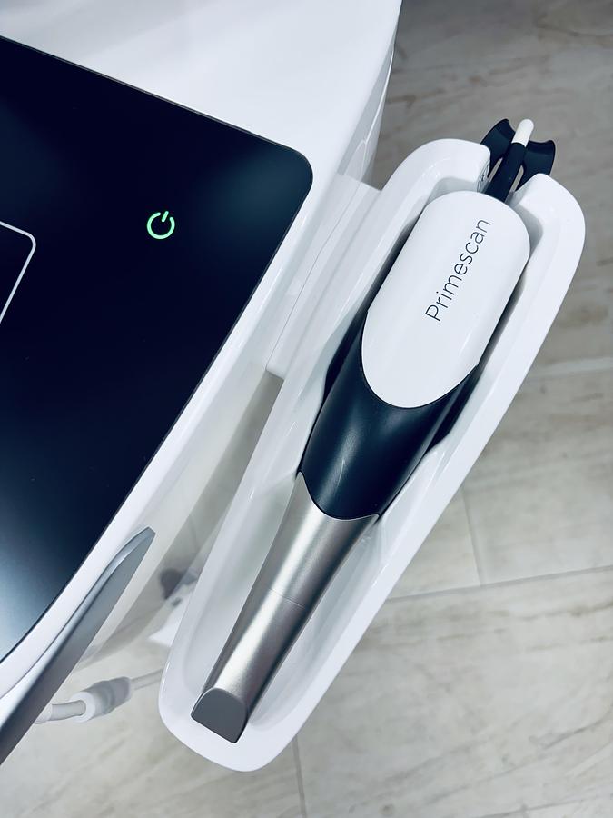 Refurbished 2022 Dentsply Sirona CEREC AC Primescan DI (114119)