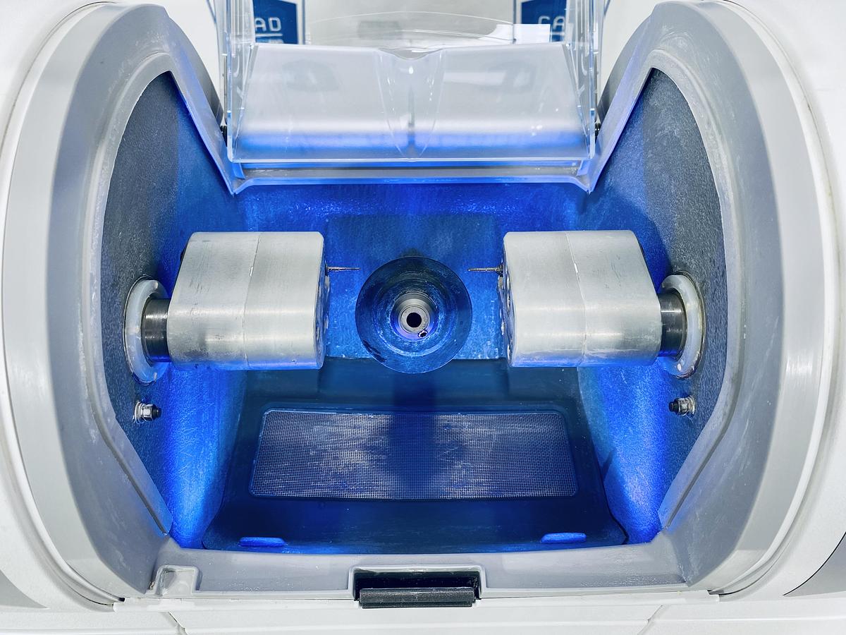 Used 2015 Sirona CEREC MC X 2-Motor Wet Mill (235070)