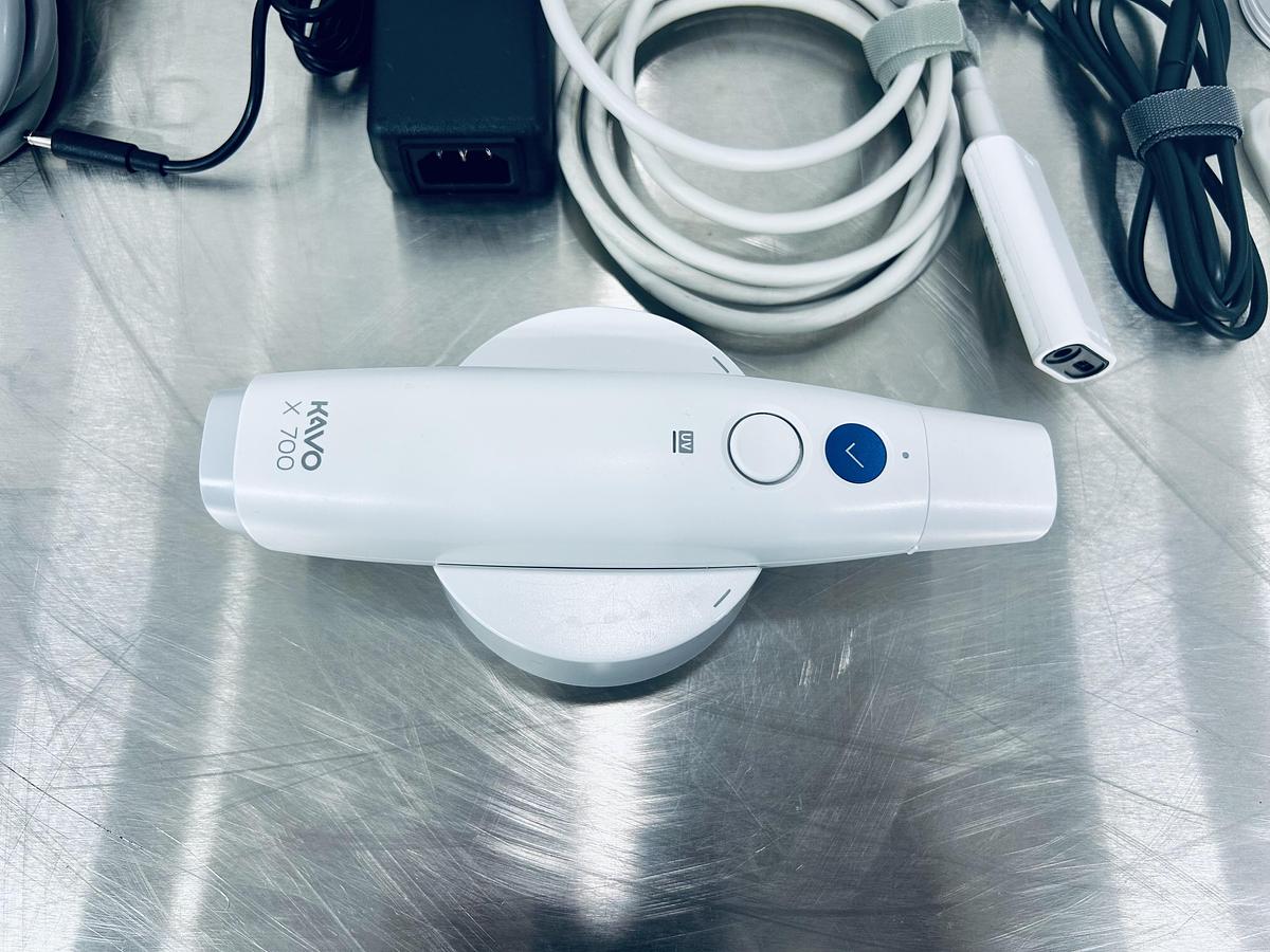 Used 2021 Medit i700 Intraoral Scanner (AZ2105102867)