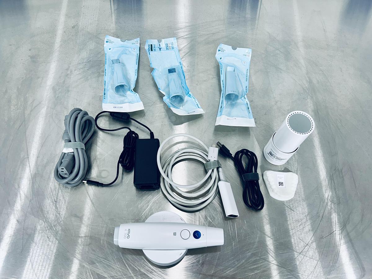 Used 2021 Medit i700 Intraoral Scanner (AZ2105102867)