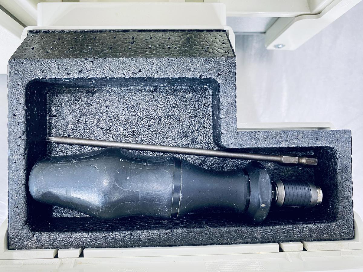 Used 2011 Sirona CEREC MC XL 2-Motor Wet Mill with 3,676 Mills (117994)