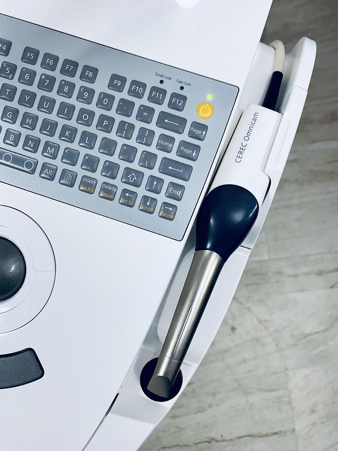 Refurbished 2016 Sirona CEREC AC Omnicam with 5.2 Software (182026)