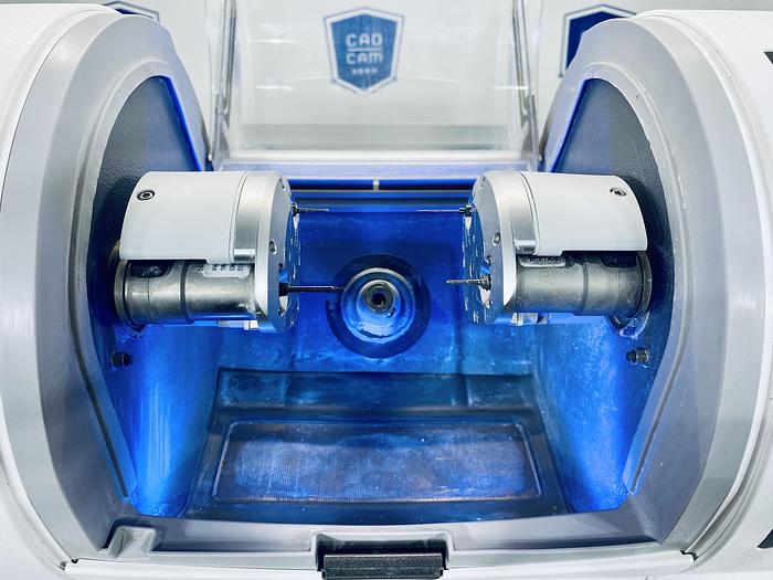 Used 2014 Sirona CEREC MC XL Premium 4-Motor Wet Mill with 696 Mills (302619)