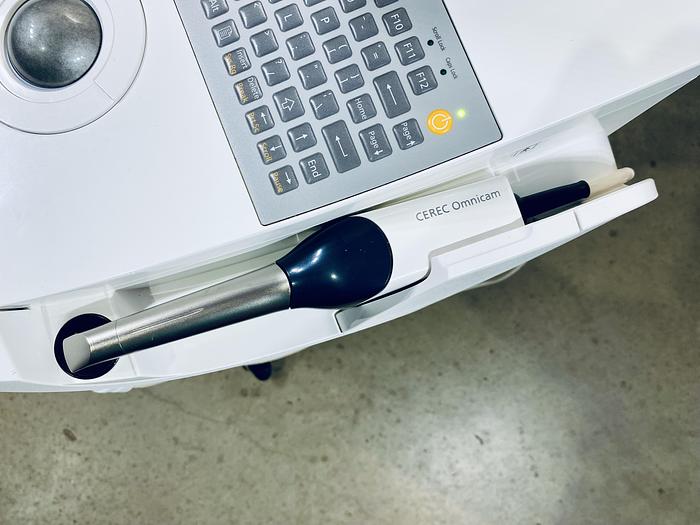 Refurbished 2017 Sirona CEREC AC Omnicam with CEREC 5.2