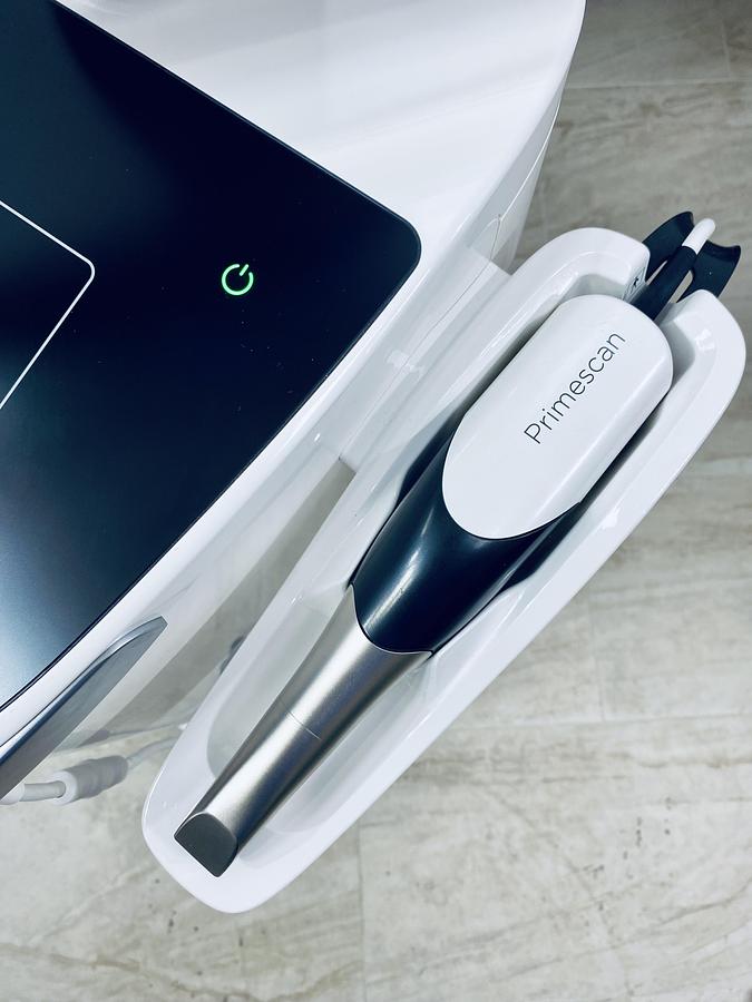 Refurbished 2020 Dentsply Sirona CEREC AC Primescan with 5.2 Software (105104)