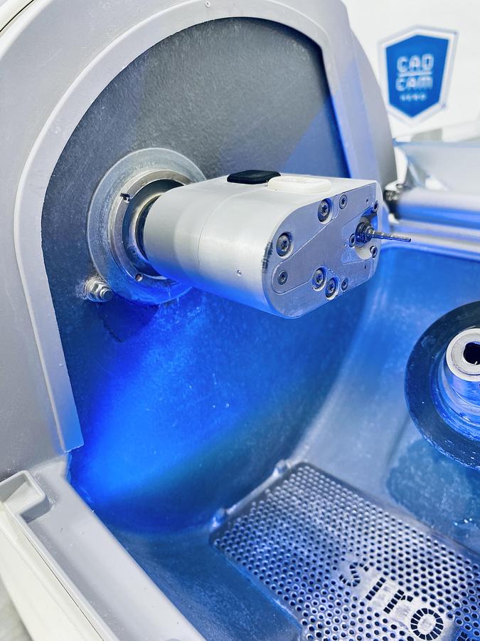 Used 2007 Sirona CEREC MC XL 2-Motor Wet Mill (104345)