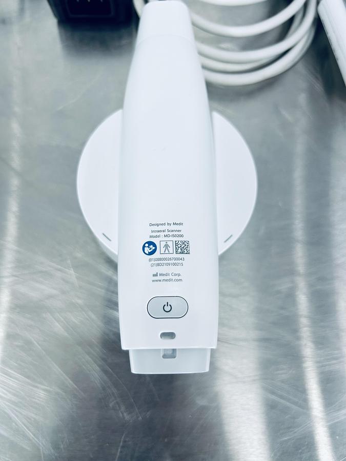 Used 2021 Medit i700 Intraoral Scanner (AZ2105102867)