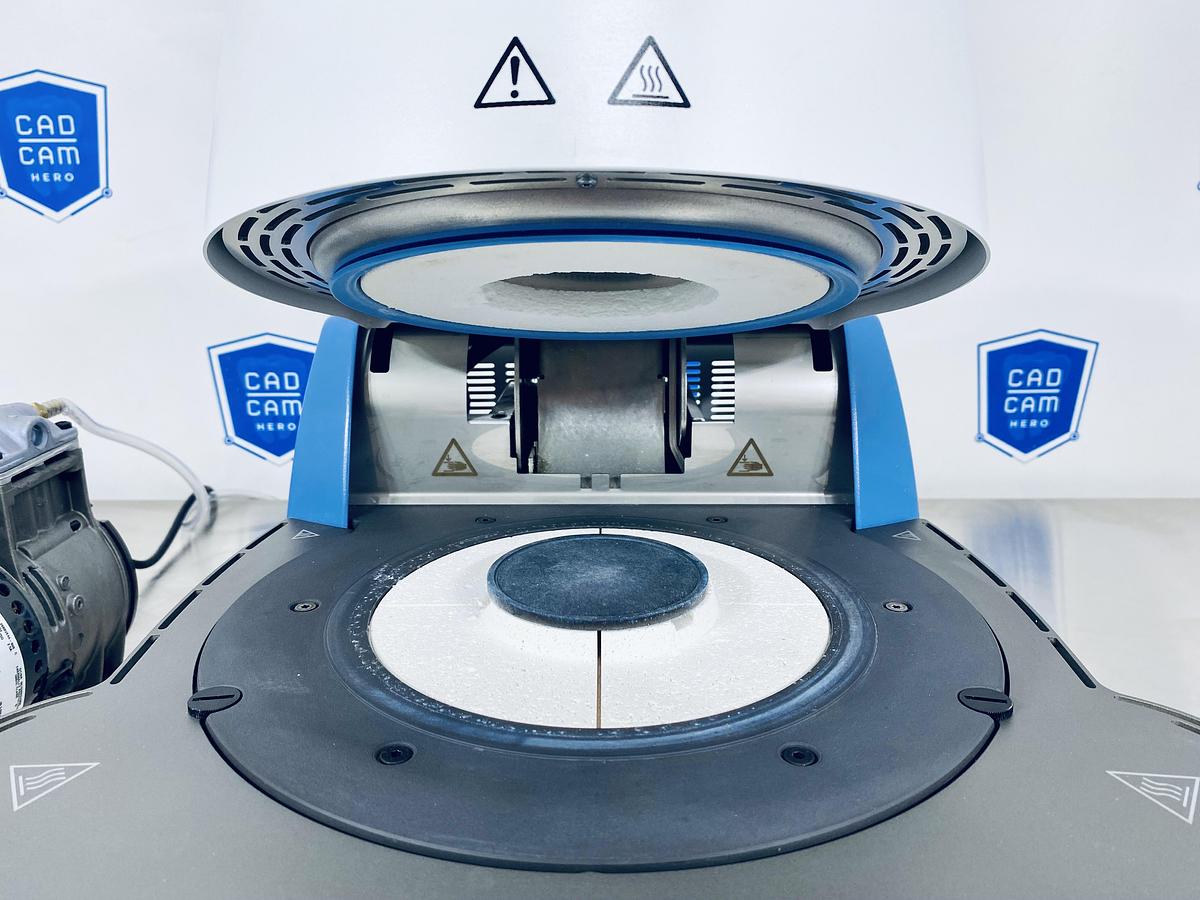 Used 2015 Ivoclar Vivadent Programat CS2