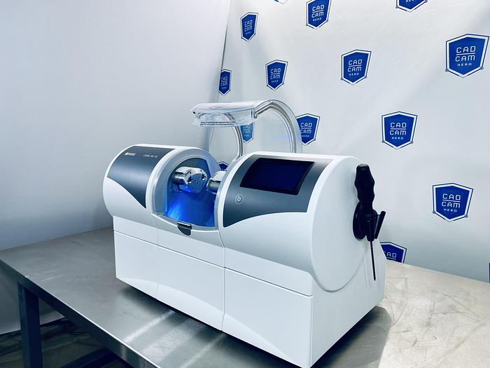 Used 2014 Sirona CEREC MC XL Premium 4-Motor Wet Mill with 696 Mills (302619)