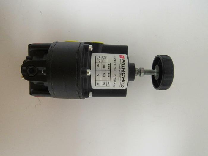 FAIRCHILD INDUSTRIAL Z15895-16253 VACUUM REGULATOR 250PSIG, NEW (3900)