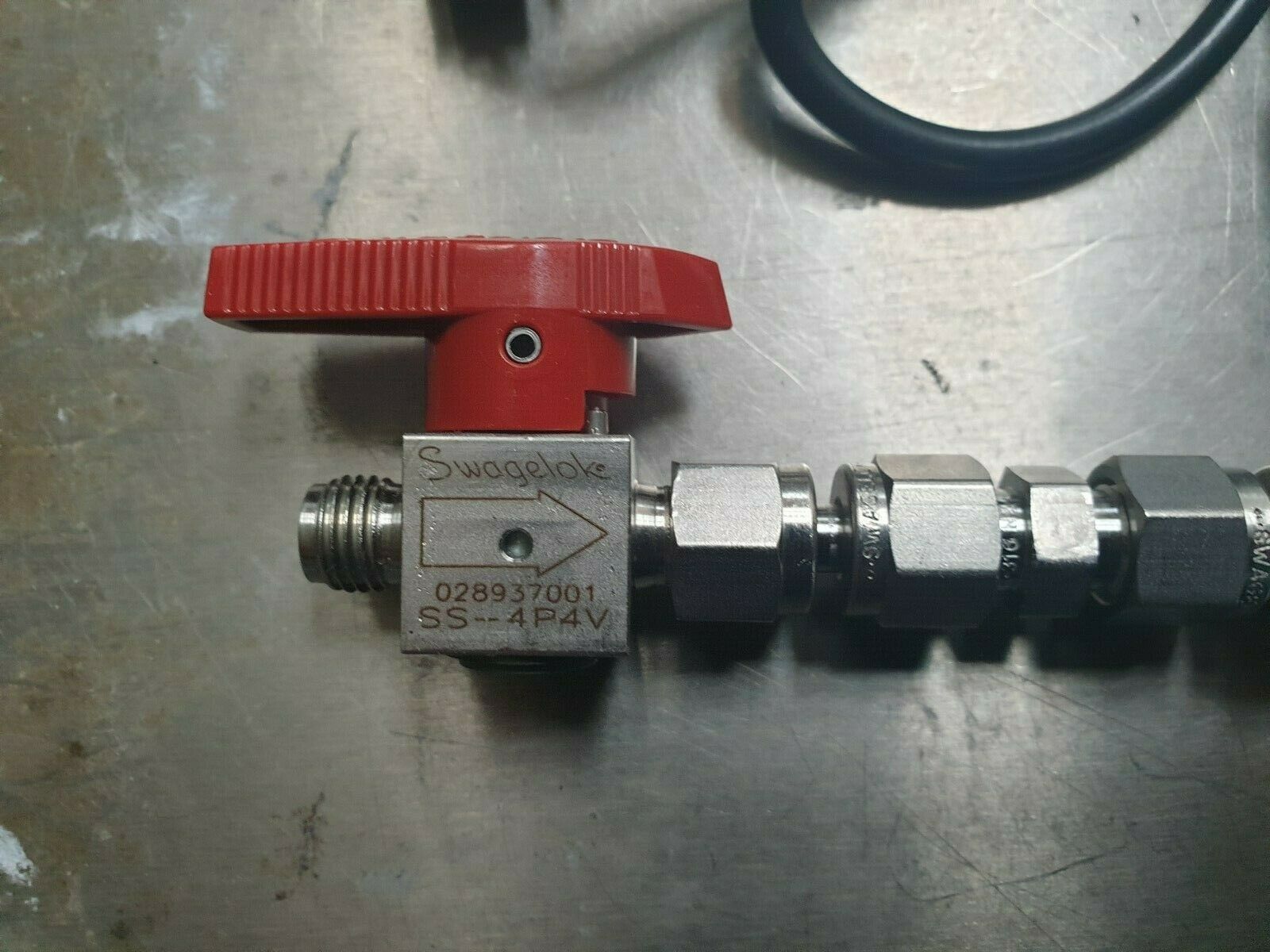 Used WASCO SP128-51W2B-X W/ SS-4P4V + FITTINGS (rbd2.1b5)