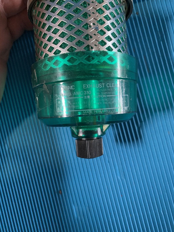 Used smc exhaust cleaner amc310