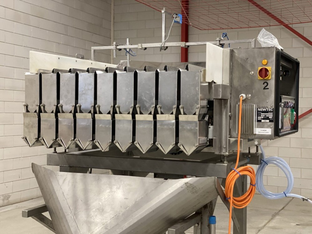 Used Newtec 9 head lineair weigher